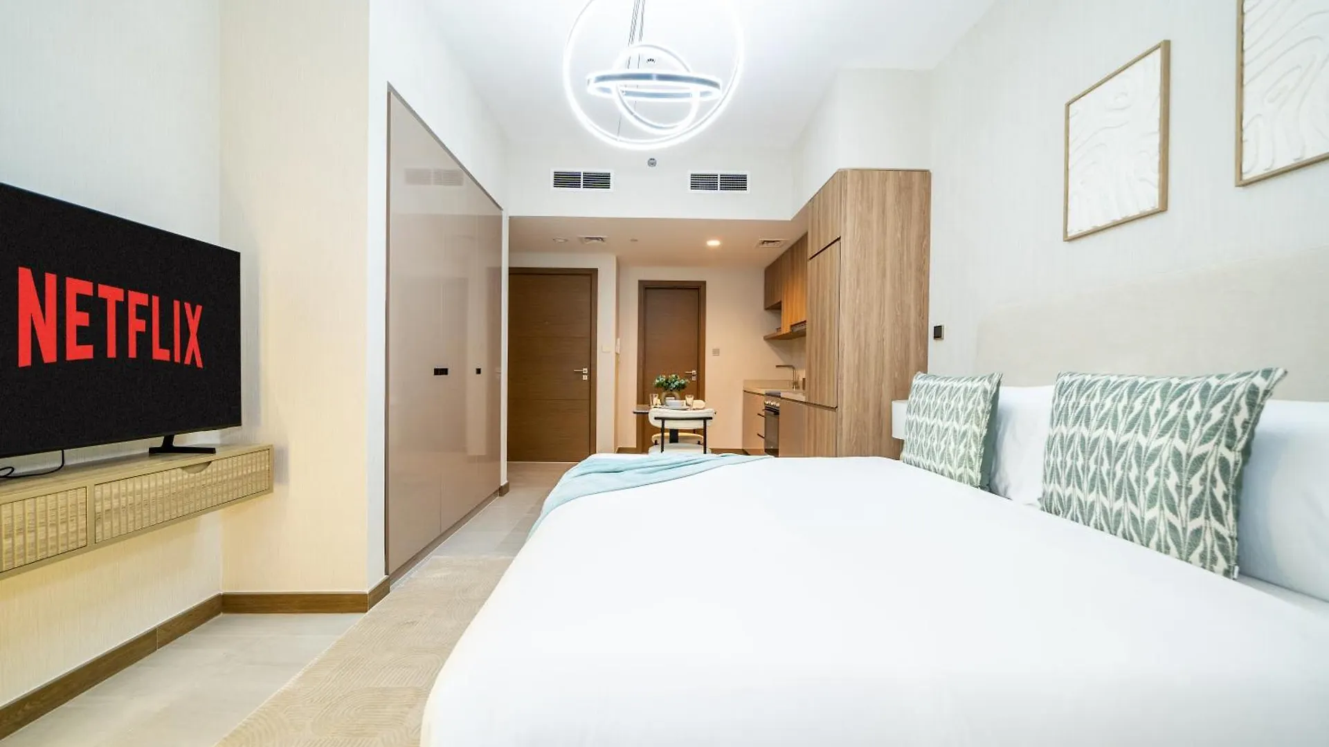 Modern Studio Living At Missoni Fully Furnished Dubai